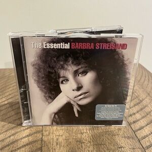 The Essential Barbra Streisand 2 CD Set Greatest Hits 2002 Sony EXCELLENT